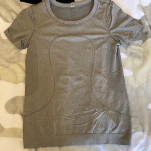 Gray Lululemon T Shirt